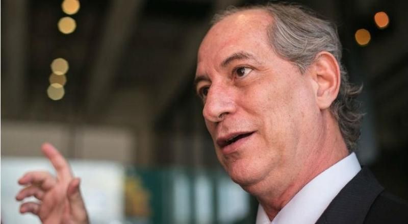 Ciro Gomes fala em suspender candidatura ap s PDT apoiar PEC dos