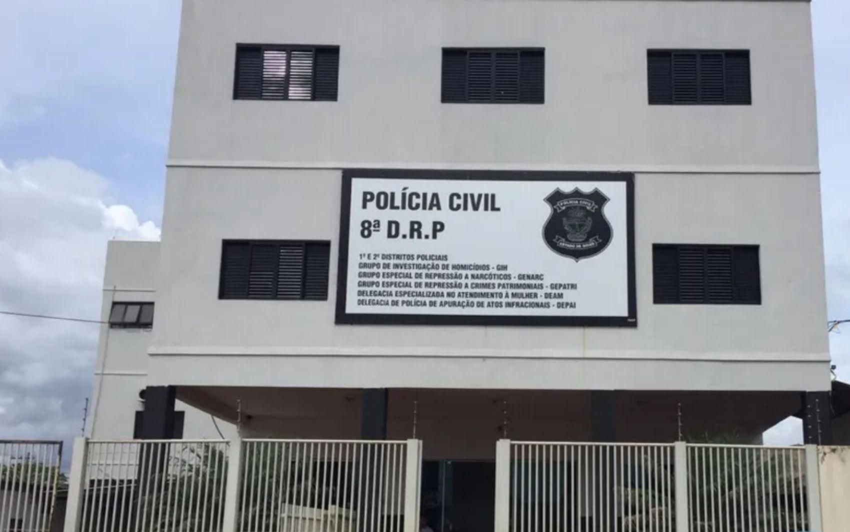 Mãe é presa suspeita de estuprar e vender encontros sexuais para a filha de  11 anos em Goiás | Tocantins