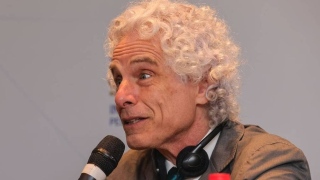 Steven Pinker durante o Brain Congress 2024